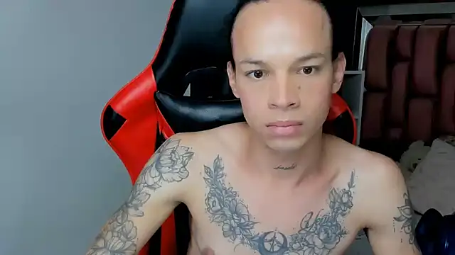 Snapshot of sara_slut21 chatting on March 2025 12:16:02 AM sara slut21 online show from March 2025 12:16:02 AM