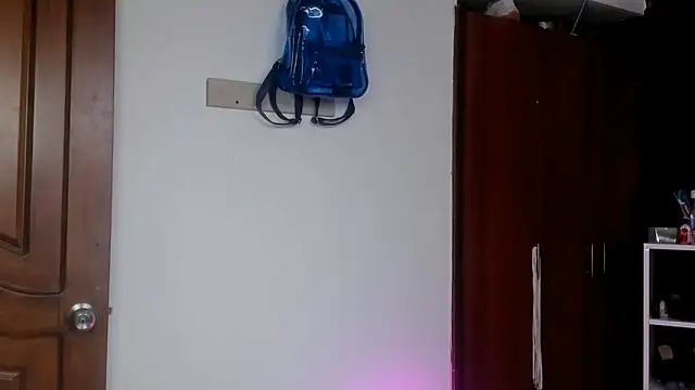 Snapshot of sara_slut21 chatting on March 2025 09:23:01 PM sara slut21 online show from March 2025 09:23:01 PM