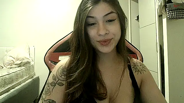 Becca B online show from November 2025 10:37:01 PM