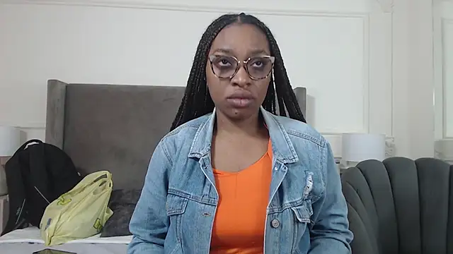 Snapshot of NatashaSilver chatting on October 2025 01:01:01 PM NatashaSilver online show from October 2025 01:01:01 PM