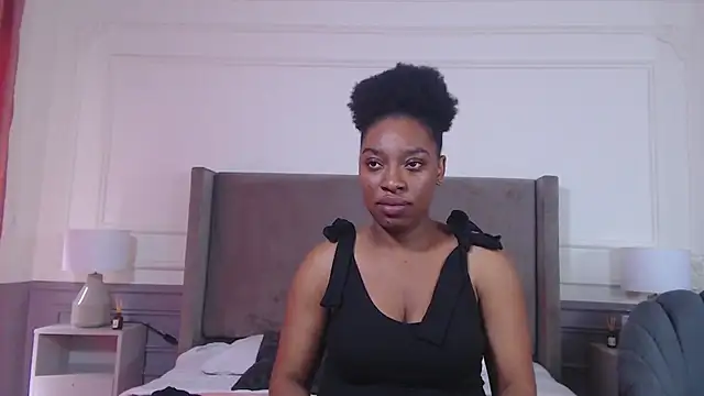 NatashaSilver online show from November 2025 01:44:02 PM