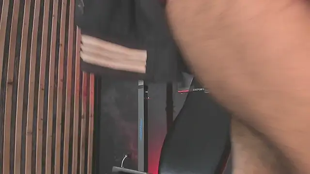 DimitriDeluxe online show from December 2025 08:49:02 PM