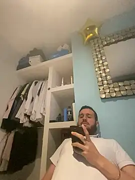 Alexitho25 online show from July 2026 09:41:01 PM