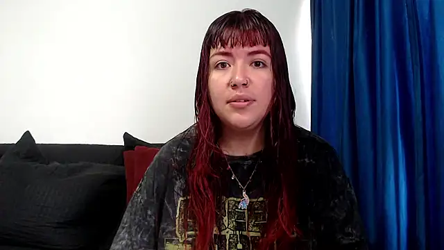 Snapshot of evilheart_69 chatting on January 2026 12:21:01 PM evilheart 69 online show from January 2026 12:21:01 PM