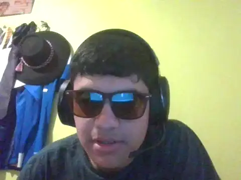 juanfritaa21 online show from September 2025 10:25:01 PM