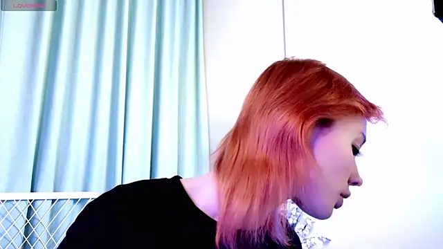 Kiara Dream online show from March 2026 10:03:01 PM