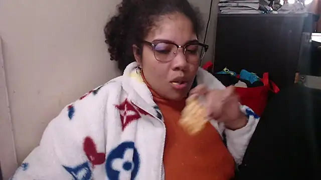 madelene online show from February 2025 11:48:02 PM