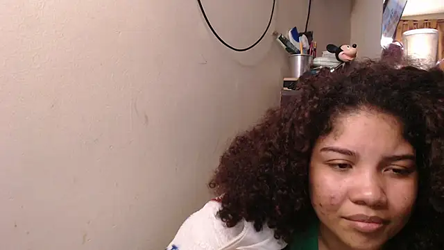 madelene online show from November 2025 01:05:02 AM