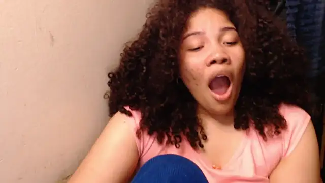 madelene online show from December 2025 02:39:01 AM