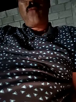 moonflower25 online show from October 2025 07:02:02 PM