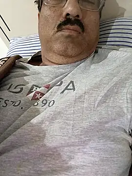 moonflower25 online show from November 2025 03:31:01 AM