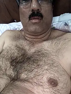 moonflower25 online show from December 2025 03:30:02 PM