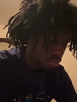 Snapshot of ThickDic28 chatting on November 2025 04:14:02 AM ThickDic28 online show from November 2025 04:14:02 AM