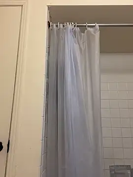 Snapshot of ThickDic28 chatting on December 2025 07:04:02 AM ThickDic28 online show from December 2025 07:04:02 AM