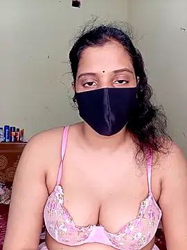 Rose-luckey online show from November 2025 05:55:02 PM