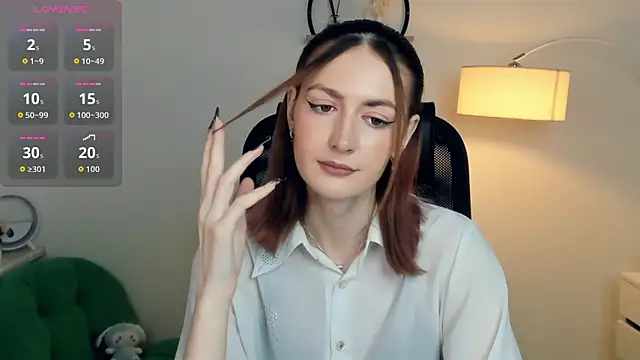 EasterBlink online show from November 2025 11:09:02 AM