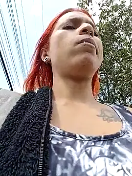 Zoe73  online show from October 2025 06:59:01 PM