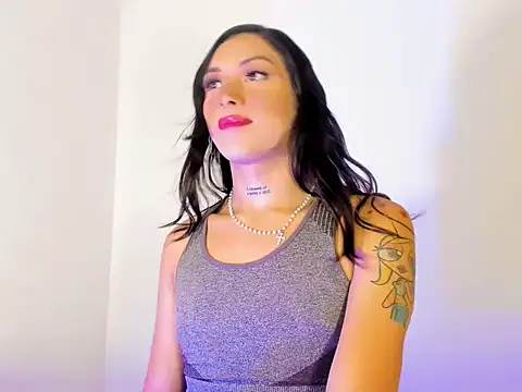 Snapshot of Megan_Gil_ chatting on September 2025 11:15:02 PM Megan Gil online show from September 2025 11:15:02 PM