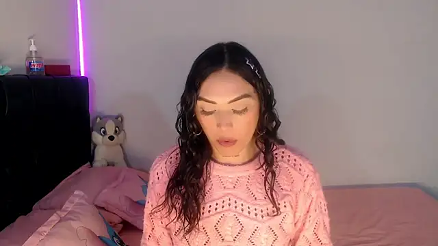 Megan Gil  online show from February 2026 04:37:02 PM