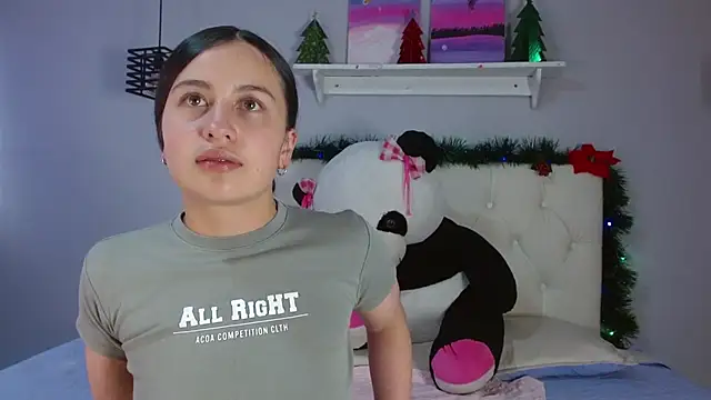 Zaaida  online show from December 2025 08:37:02 PM