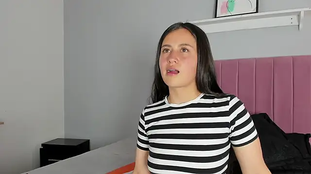 Zaaida  online show from February 2026 09:30:02 PM