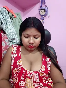 Snapshot of Redchery chatting on May 2026 05:55:02 PM Redchery online show from May 2026 05:55:02 PM
