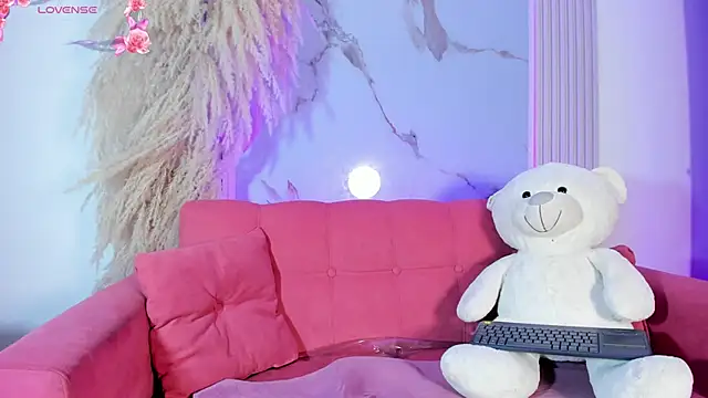 ivonyMiller online show from November 2025 08:53:02 PM