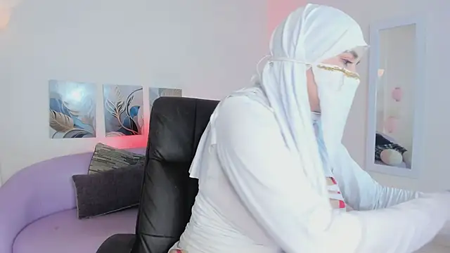 Snapshot of salma_isawwii chatting on May 2026 02:27:02 PM salma isawwii online show from May 2026 02:27:02 PM