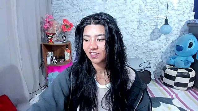 Snapshot of Shaden_11 chatting on September 2025 06:02:01 AM Shaden 11 online show from September 2025 06:02:01 AM