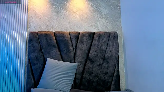 Snapshot of Miagomezx chatting on February 2026 08:25:02 PM Miagomezx online show from February 2026 08:25:02 PM