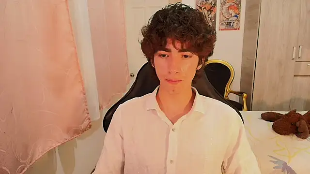 Nude Boy18 online show from October 2025 11:48:01 PM