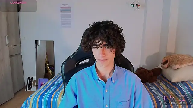 Nude Boy18 online show from March 2026 09:22:02 PM