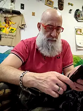 Snapshot of barbaszztop chatting on March 2026 07:04:02 AM barbaszztop online show from March 2026 07:04:02 AM
