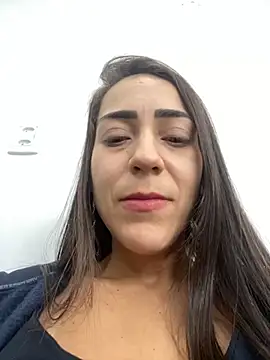 lucioliveira online show from October 2025 06:39:01 PM