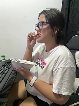 lunita sweet5 online show from July 2026 05:53:01 AM