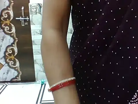 Snapshot of VNDANA_ chatting on September 2025 06:18:01 AM VNDANA  online show from September 2025 06:18:01 AM