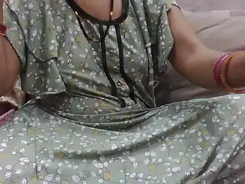 Snapshot of VNDANA_ chatting on November 2025 08:06:01 AM VNDANA  online show from November 2025 08:06:01 AM