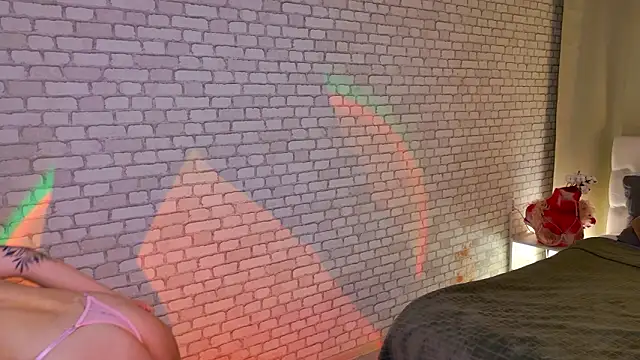 PhantomLace online show from February 2026 09:32:01 PM