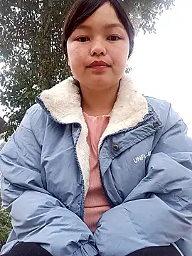 XoiXoi232 online show from January 2026 01:11:02 AM