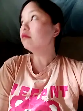 XoiXoi232 online show from April 2026 08:42:01 AM