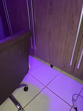 Snapshot of Malika_khalid chatting on September 2025 01:51:02 AM Malika khalid online show from September 2025 01:51:02 AM