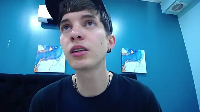 Jheampiiero online show from November 2025 01:43:02 PM