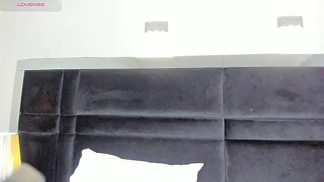 CarolineLee  online show from February 2026 10:36:01 PM