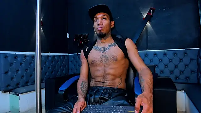 DIEGO WICKED online show from September 2025 07:30:02 PM