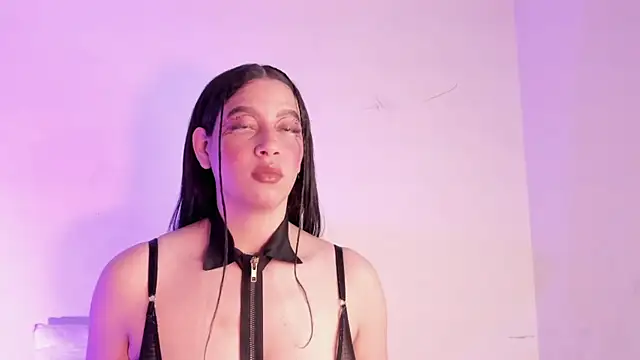 Megan Luxe online show from May 2026 06:54:02 AM