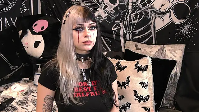 Paige Turner online show from February 2026 01:43:02 AM