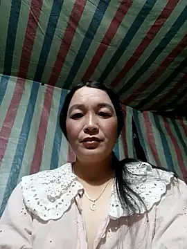 Snapshot of Bliss_rose chatting on October 2025 03:15:01 AM Bliss rose online show from October 2025 03:15:01 AM