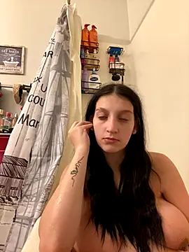 madsdeluxe online show from October 2025 11:36:01 PM