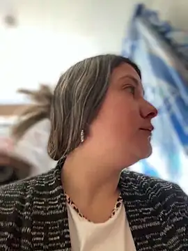 Abby-LS online show from October 2025 05:13:02 PM