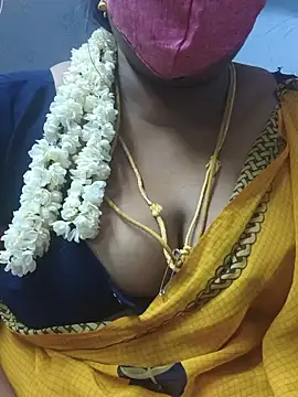Snapshot of TAMIL_ELAKKIYA chatting on July 2026 04:45:01 PM TAMIL ELAKKIYA online show from July 2026 04:45:01 PM